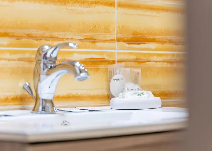 فندق مبيت وإفطار Dei Del Mare Extra Luxury غالّيبولي