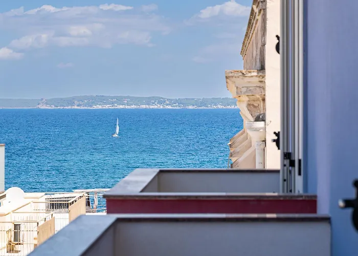 فندق مبيت وإفطار Dei Del Mare Extra Luxury 4*