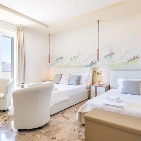 Dei Del Mare Extra Luxury فندق مبيت وإفطار غالّيبولي