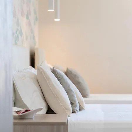 Dei Del Mare Extra Luxury فندق مبيت وإفطار غالّيبولي
