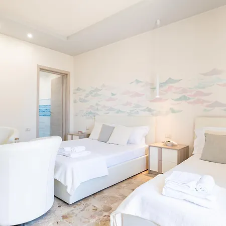 Bed and breakfast Dei Del Mare Boutique 4*