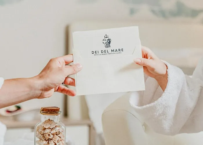 Dei Del Mare Extra Luxury Bed & Breakfast